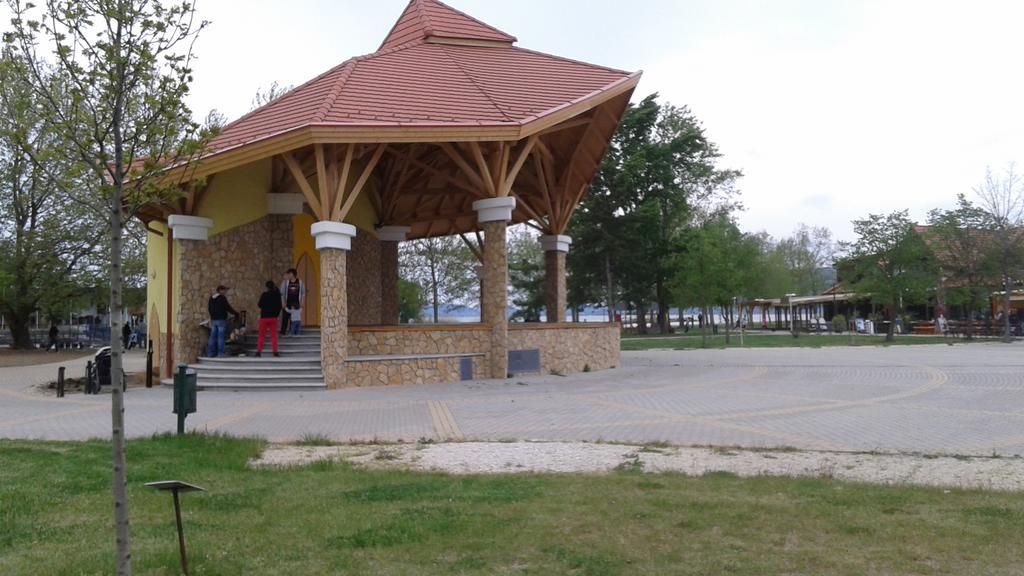 Napsugar Nyaralo Villa Fonyod Luaran gambar